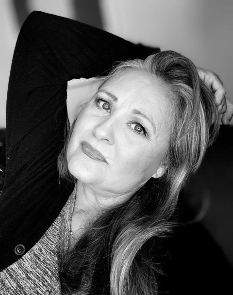 Jeanine Dagenais Acting Headshot