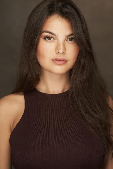 Presley Duyck Acting Headshot