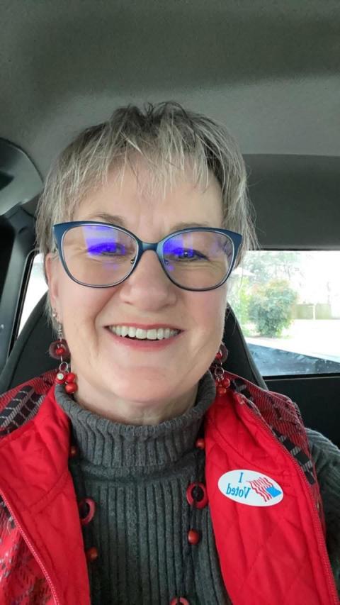Photo of Ellen Sheby