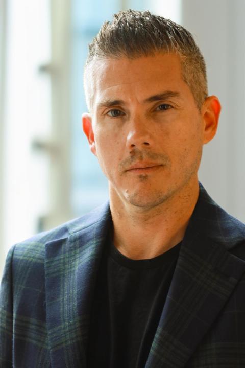 Anthony Varon Headshot