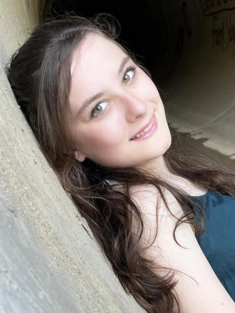 Ahava Brigham Acting Headshot