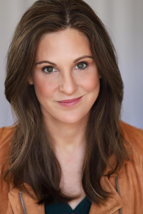 Angie Holmes Acting Headshot