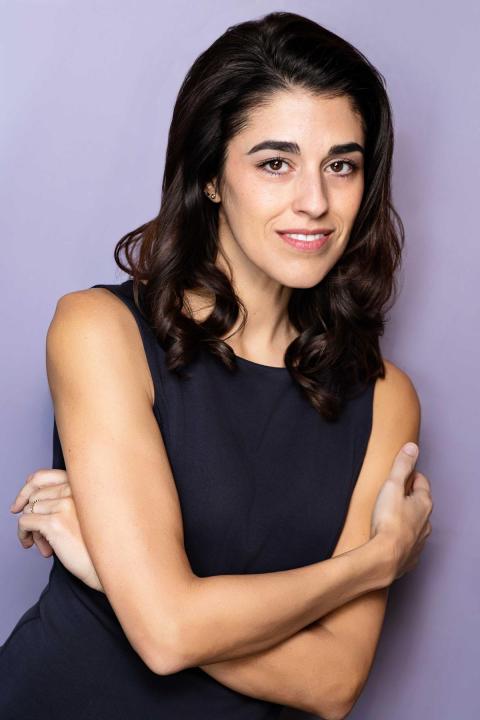 Headshot of Rachel Dee