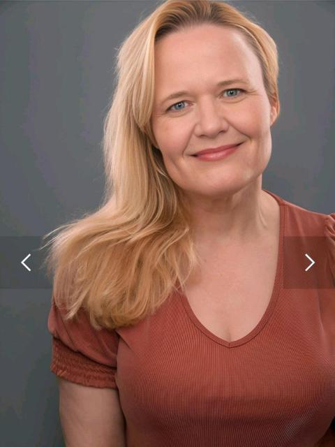 Photo of Laurie Mahoney