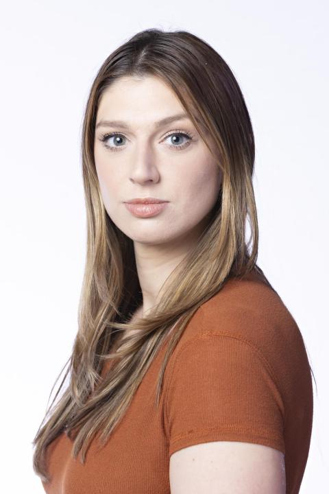 Bonnie Criss Acting Headshot