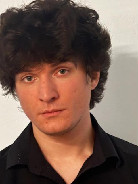 Photo of Noah Spiro