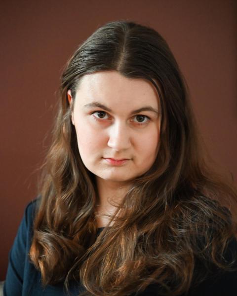 Photo of Hannah Benson