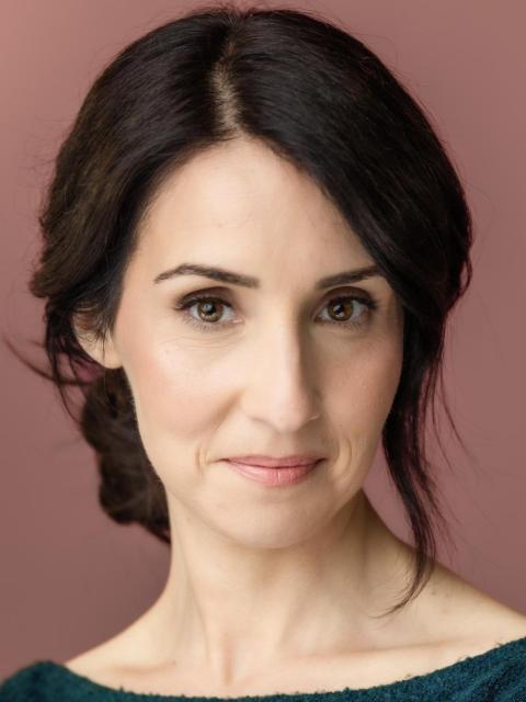 Kristine Beckett  Acting Headshot