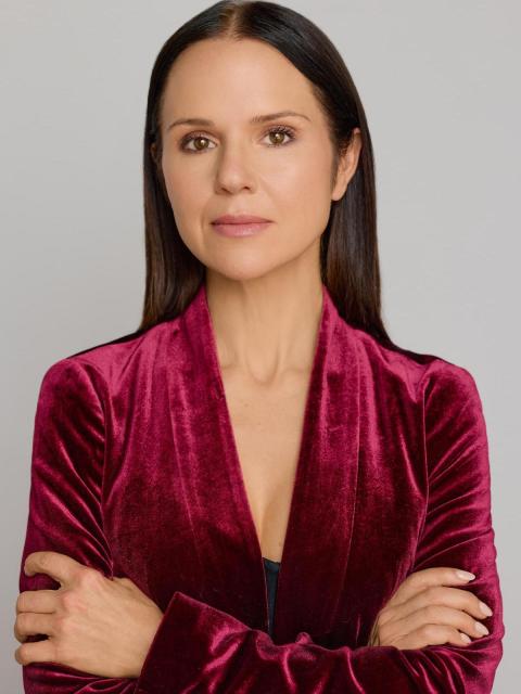 Becki Hayes Acting Headshot